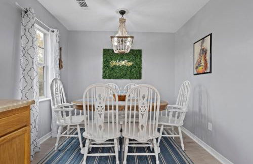 Waterfront Home with Pool, Hot Tub and Game Area - Foto 17