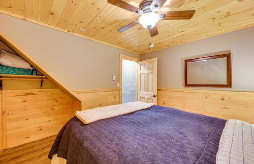 Rustic Cabin in West Danville with Deck and Fire Pit! - Foto 21