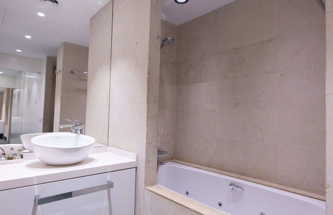 Ampersand - Bright 2-bedroom Apartment - Photo 53