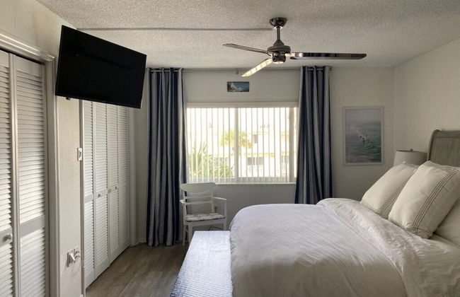 Ocean View 2 Bed, 2 Bath, Steps to the Beach - Spanish Trace 240 - Foto 3