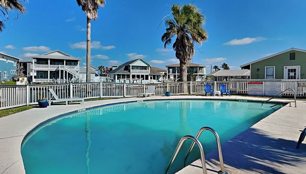 Kontiki Beach Resort #314 by Miss Kitty’s - Foto 2, Servicios del alojamiento