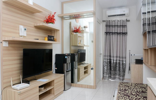 Modern 2BR Apartment @ Springlake Summarecon - Photo 6