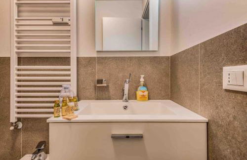 Sant Ambrogio M2 200metri centre of milan - Photo 11