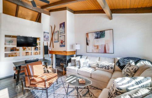 Chic Greek Peak Ski Resort Townhome with Balconies! - Foto 1