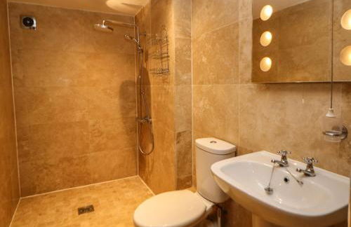 Bottomhouse Barn - Photo 15