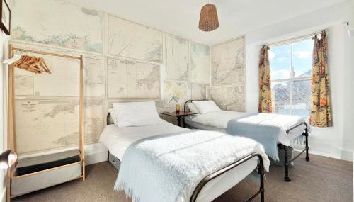 Janies Cottage~ Mousehole~Eclectic Interiors & Vintage Charm - Foto 2