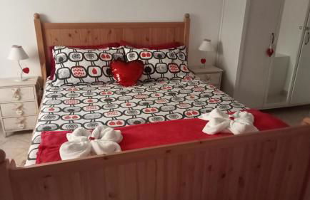 Sally's House - Photo 3