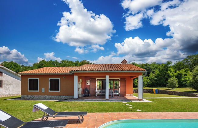 Pool House In Greenery - Foto 15