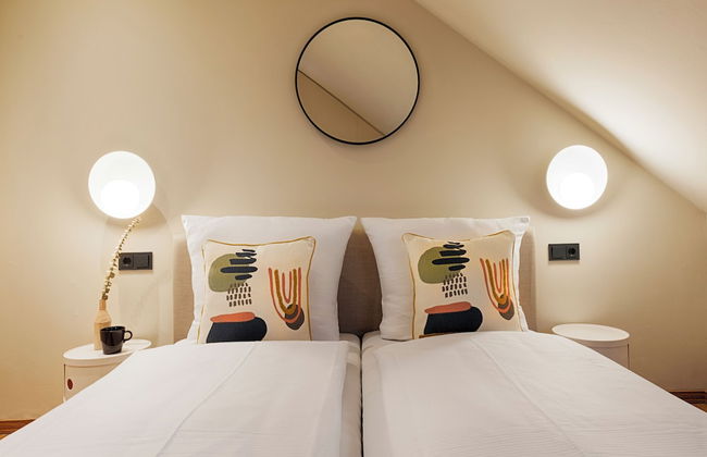 homie stay am Paradeplatz in der Würzburger Innenstadt - Foto 9