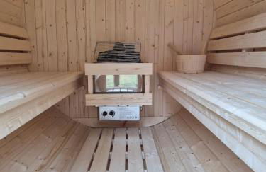 Cosy Cottage - Photo 2