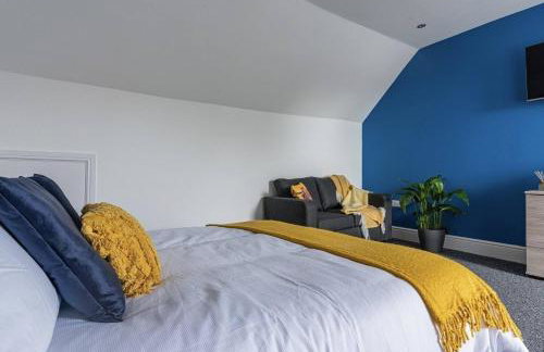 Sedgley-Wolverhampton-Contractors -4 beds-Parking - Foto 13