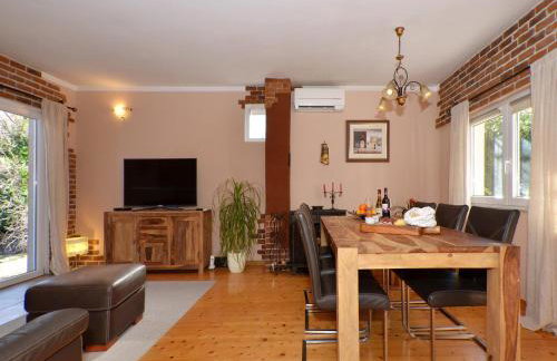 Holiday Home Žrnovnica - Photo 12