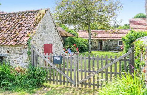 Gorgeous Home In Quettehou With Wifi - Foto 11