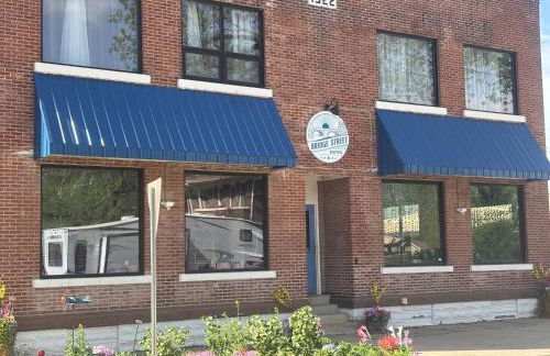 Suite A 2 BR w/ Bridge St. view - Foto 39