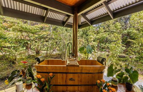 Volcano Tea House Cottage-SpaBath-HotTub-FirePlace - Foto 3