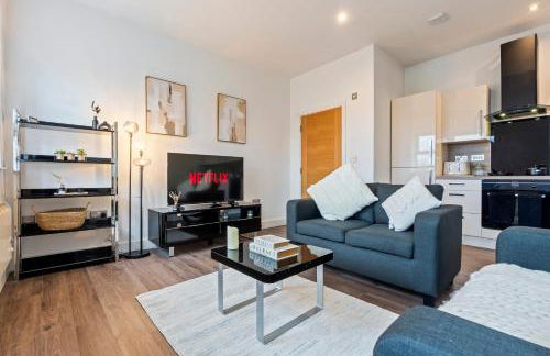 Luxury 1-Bed Apartment in JQ, Sleeps 3, Parking & Netflix, Ideal for contractors - Foto 11