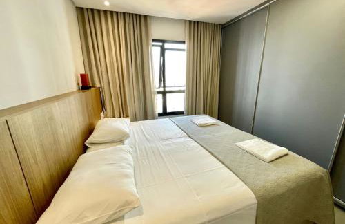 Flat de Luxo, Alto, Próximo ao Shopping - Foto 14