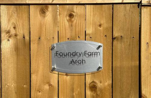 Foundry Farm Arch - Photo 11