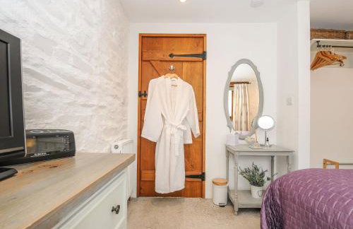 Swallow Barn - Foto 18