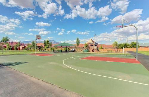 PV 110 Themed Rooms, PS4, Ping Pong, Pack n` Play, Electric Fire Place, Games, and More - Photo 60