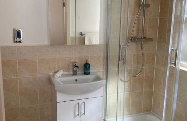 Marine Viewing 2 bedrooms flat - Foto 3