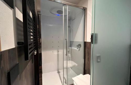 Gin Luxury Apartments City Centre - Foto 40