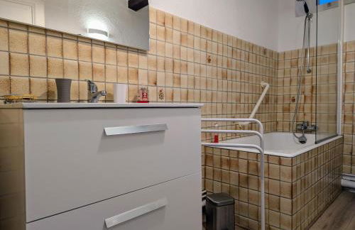 Maison familiale calme avec terrasse et circuits de randonnée - FR-1-582-200 - Foto 9