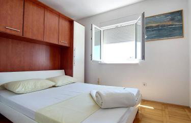 Charmy Apartments with Pool - Foto 8