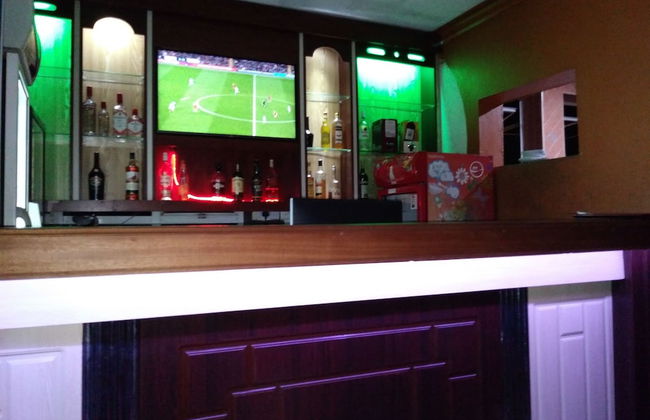 Goldmark Apartments - Photo 24