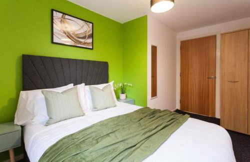 Elegant City Retreat Contemporary 2BR 2BA Netflix Included - Foto 1