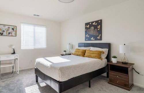 Spacious Modern Home in Sierra Lakes Fontana - Photo 41