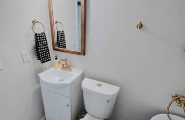 Dreami Stays East Nashville - 2BR Retreat with Cozy Patio and Mini Golf - Foto 33