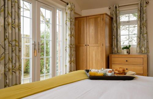 The Country Lodge at Hill House Farm Cheshire - Photo 29