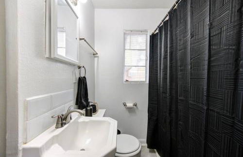 1 Bedroom Getaway in Houston - Foto 6