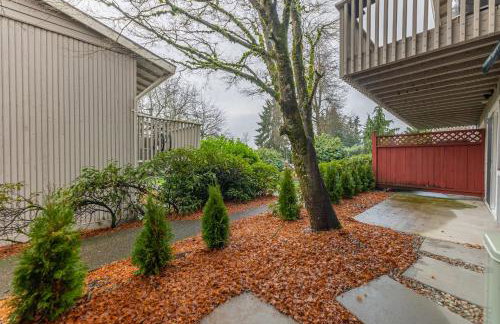 Cute Delightfully Remodeled Spacious Condo condo - Foto 43