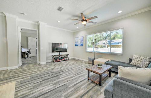 Beautiful Getaway about 4 Miles to Venice Beach! - Foto 7