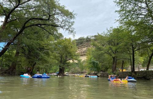 Charming new home near Canyon Lake/Guadalupe River - Photo 35