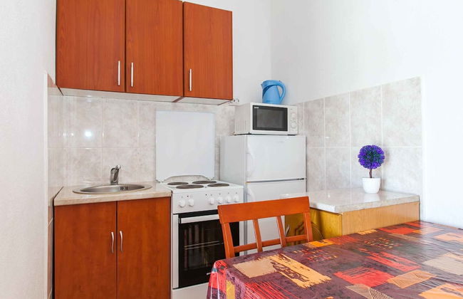 Maki Apartments - Photo 17