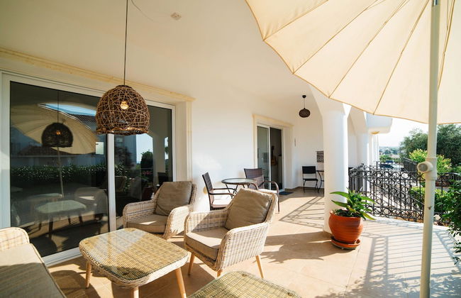 Sunny and Family Friendly Apartment Directly at the Pool - Foto 25