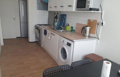 LMZ Calm appartement with view, equipped for groups - Foto 7