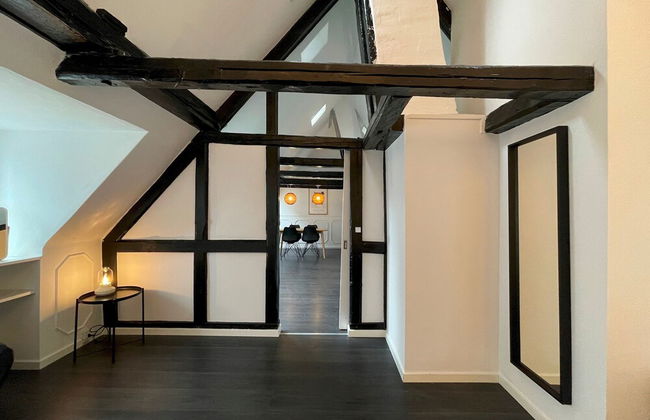 Designer Loft - Direct Marble Church Views - Foto 11