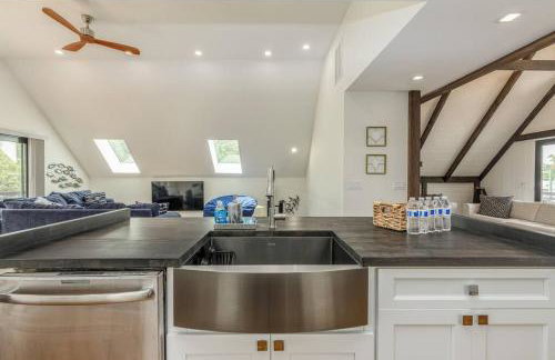 Riverfront Style w Firepits and Fun - Foto 9