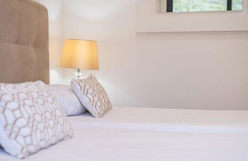 Hillside Villa - Photo 28