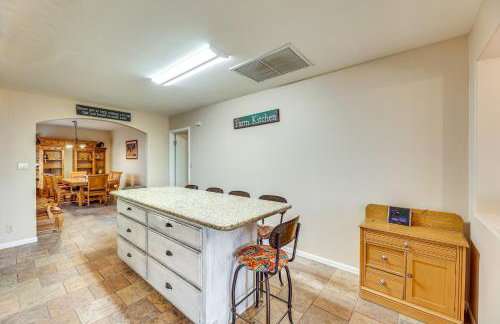 Near Golfing and Green Spaces Florence Family Home! - Foto 6