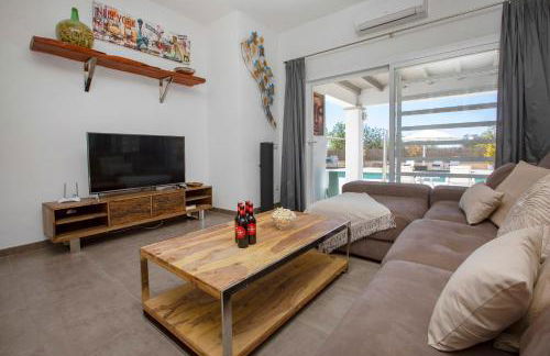 Villa in San Antonio Sleeps 10 - Foto 27