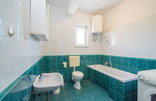 Comfortable Kastel Stafilic Apartment with Balcony - Two Bedroom Apartment with Balcony and Sea View - Foto 32