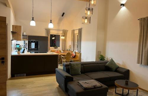 Neue moderne Ferienwohnung mit Infrarot Sauna und großen Garten - Foto 24