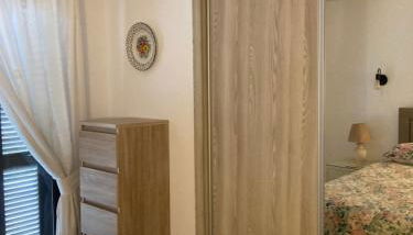 LeComer - Foto 3, wardrobe