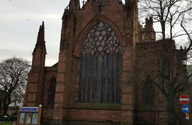 The Sawmills, Carlisle - Spacious 4 Bedroom Family House - Free WiFi - & Parking - Walk to Carlisle Castle - Foto 70