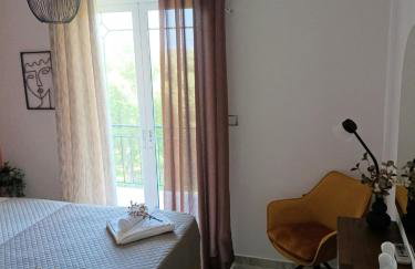 Marathi Apartment - Photo 22